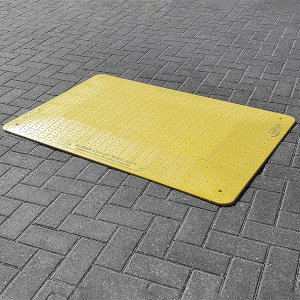 Extremely Durable Yellow Pedestrian Hole Cover