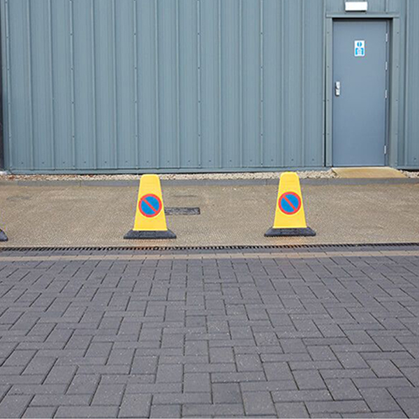 Triangular No Parking / No Waiting Yellow Plastic Cones 