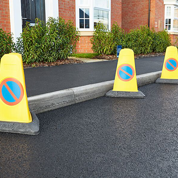 Triangular No Parking / No Waiting Yellow Plastic Cones 